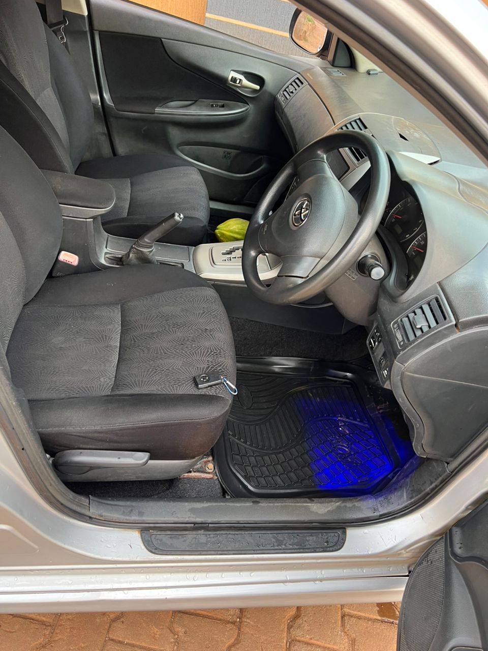A picture of Toyota fielder 23m push to start