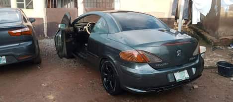 A picture of 2008 Peugeot 307cc Convertible