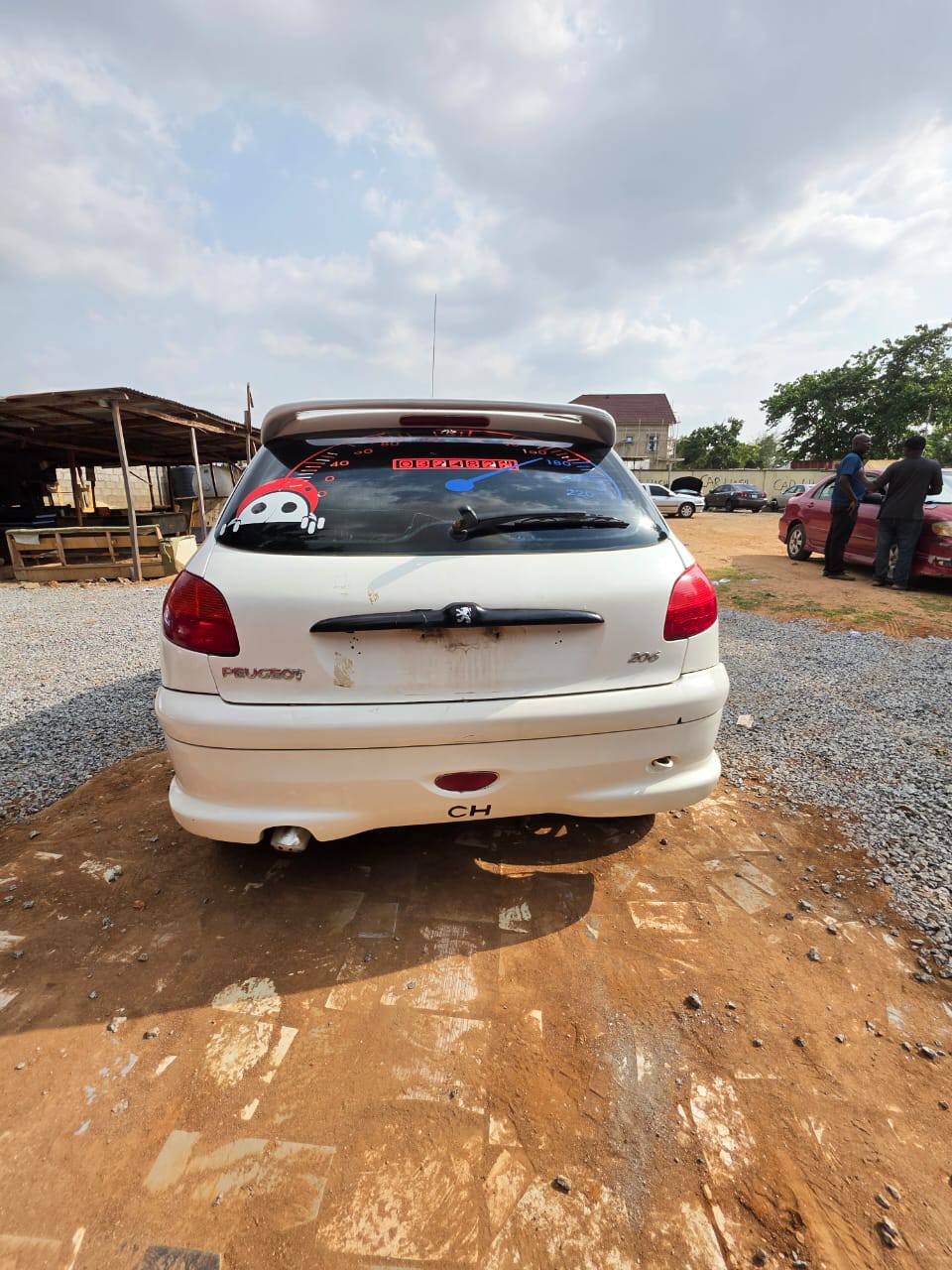 A picture of Distress alert manual drive 206 with untampered engine and gear