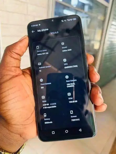 A picture of INFINIX HOT 30 GB 128