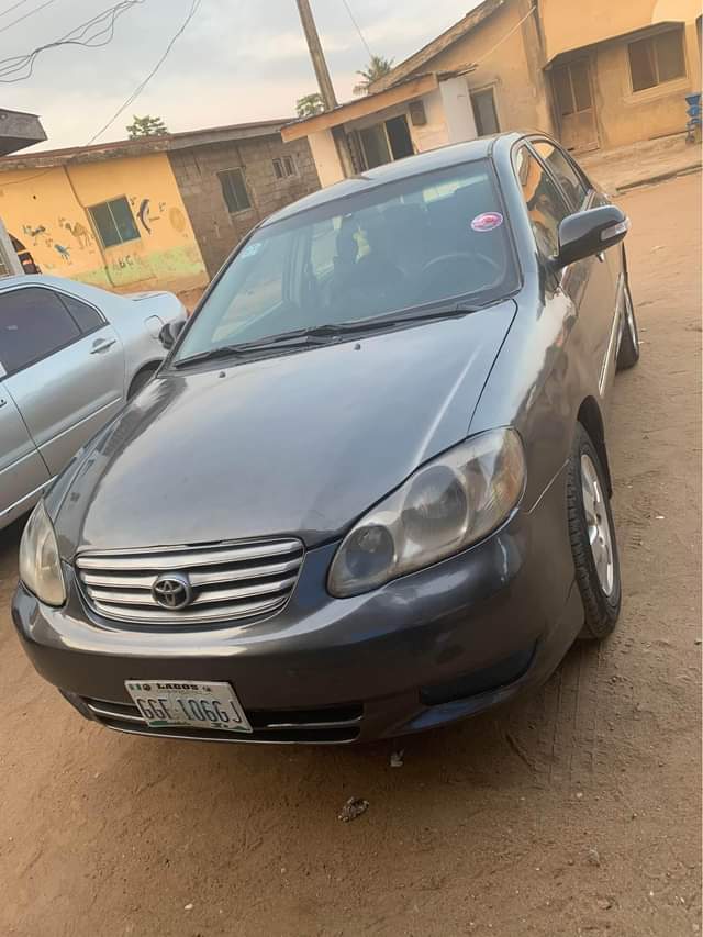 A picture of 2004 Toyota Corolla in perfect condition 07015137015 Call and WhatsApp