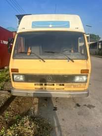 A picture of Volkswagen LT28
