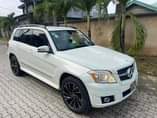 A picture of OMG This is supreme clean M benz GLK 2010 model