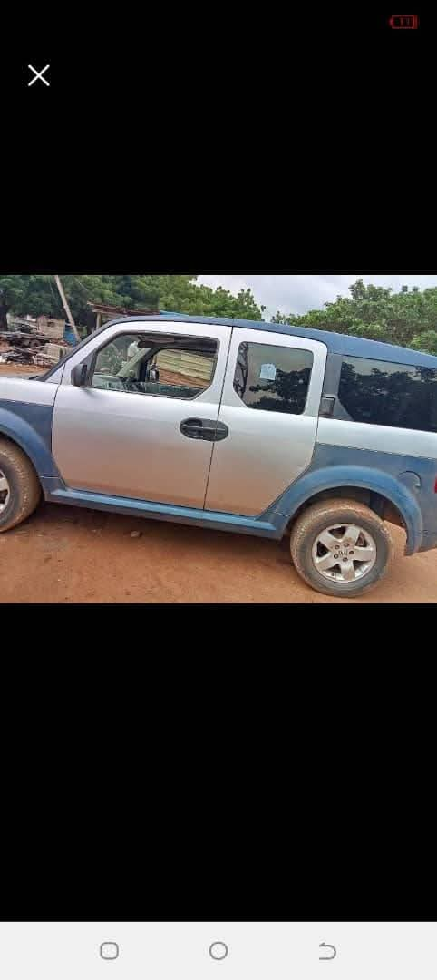 A picture of Honda element first body pan