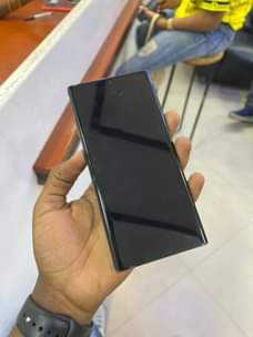 A picture of Samsung Galaxy Note 10 plus Korea