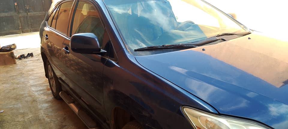 A picture of 2007 Lexus Rx350 Standard Engine and Gear AC need to