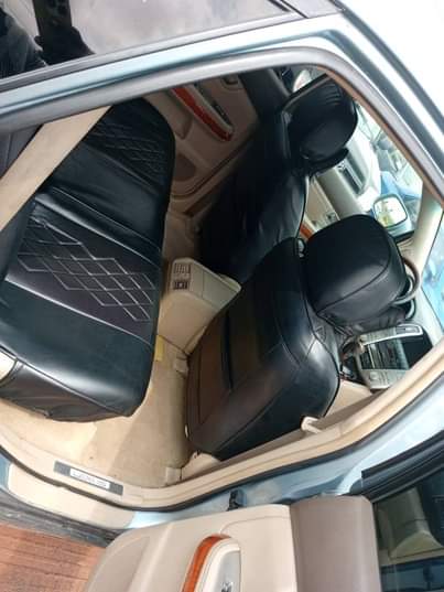 A picture of Highest grade Lexus RX 330 Everything is intact and untouched