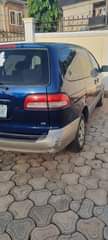 A picture of Toyota Sienna 2002 1 550 For sale registered but barely