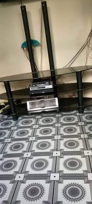 A picture of SHOW CASE HIZO