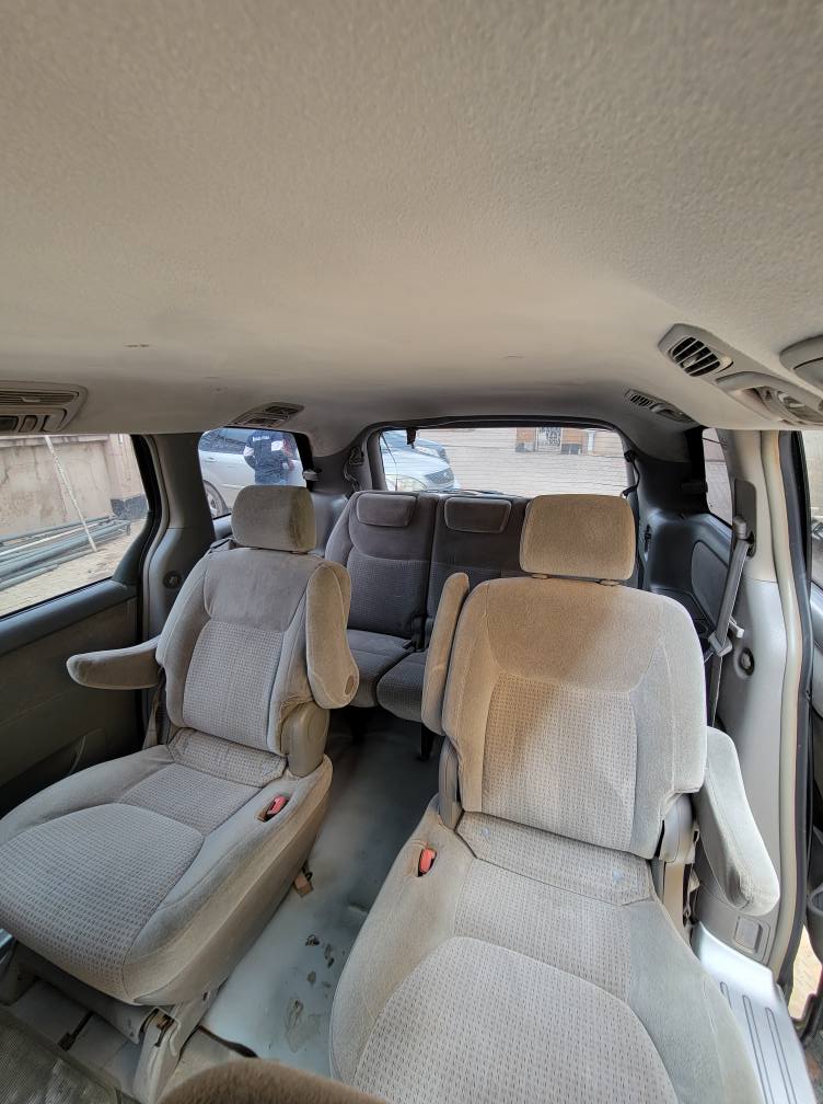 A picture of Toyota Sienna 2008 model