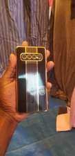 A picture of SAMSUNG S10