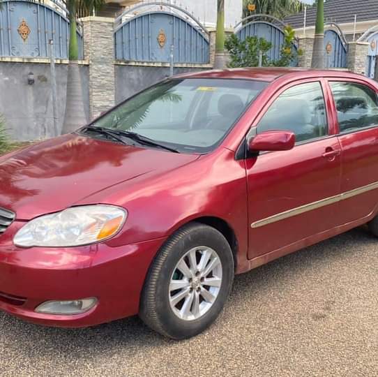 A picture of Toyota Corolla 2004 model