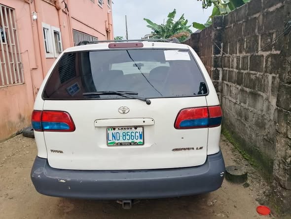 A picture of Toyota Sienna Buy and Drive DM for Video I posted
