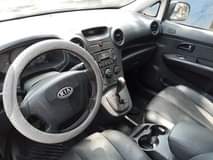 A picture of KIA CARENS 05 MODEL