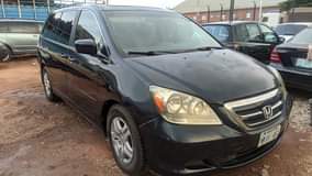 A picture of Honda Odyssey 2005