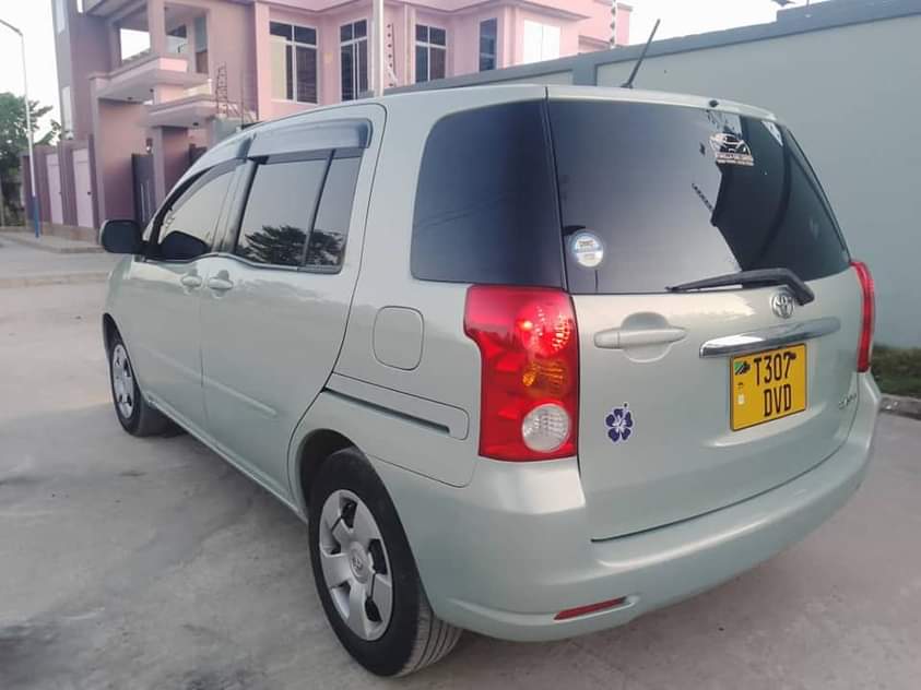 A picture of Call0748682698 Toyota Raumu price 11 Milion maongezi yako Full Doucoment