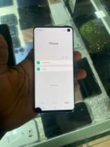 A picture of Samsung s10