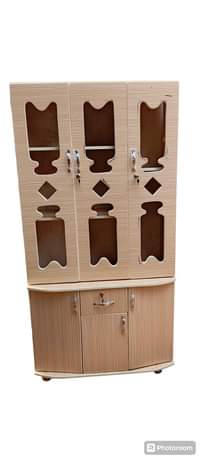 A picture of Side board walldrope
