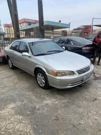 A picture of 2002 Toyota Camry drop light