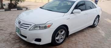 A picture of Hybrid Toyota Camry 2008 model for sale Super clean body