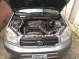 A picture of Honda Rav4 Year 2004 2005 First body Engine and gear