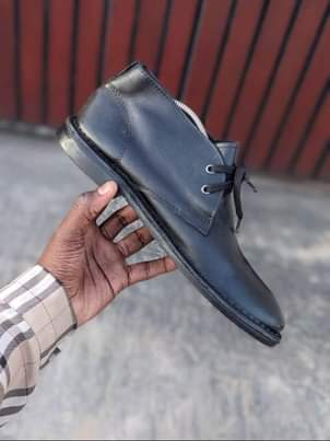 A picture of Chukka boot size 43 uk 9 price 60 000 tsh