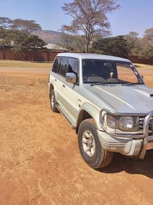 used mitsubishi pajero