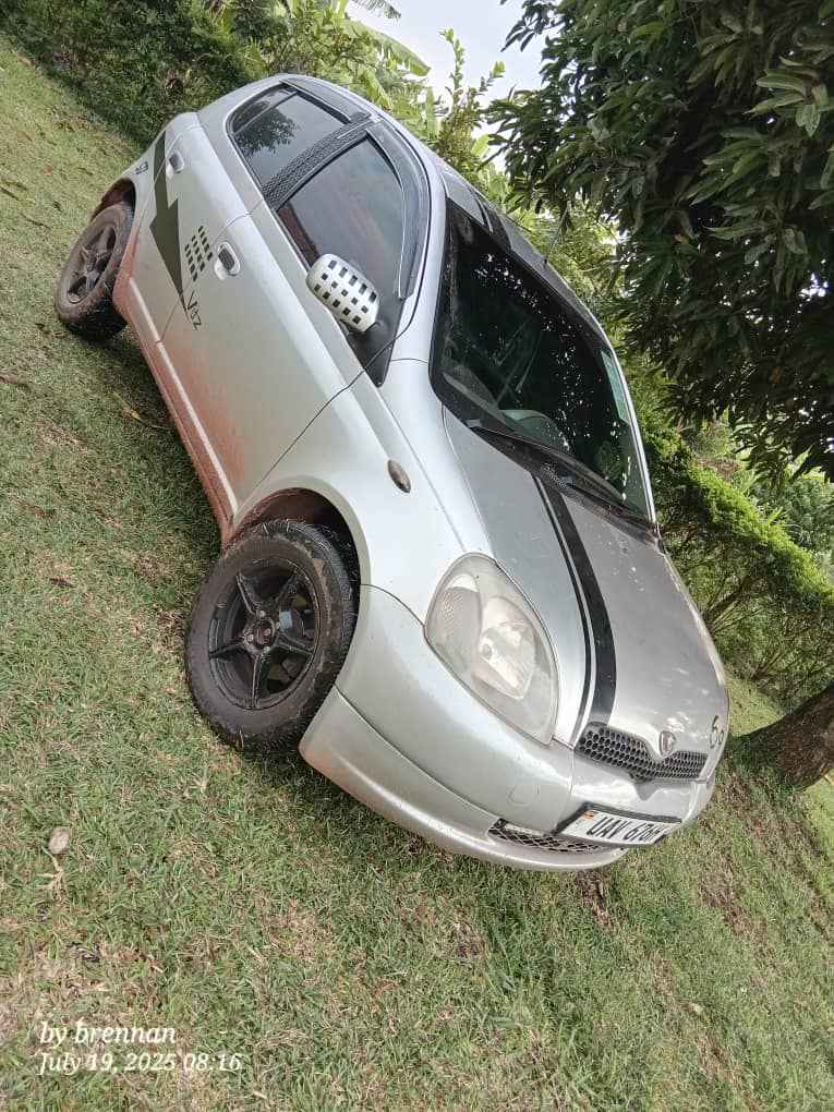 A picture of Vitz for sale