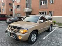 A picture of 2005 Highlander