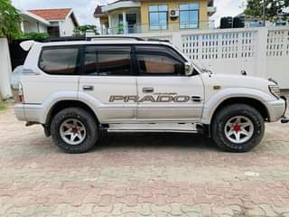 A picture of Toyota Prado