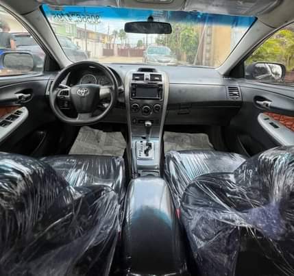 A picture of Toyota Corolla 2012 09061825415