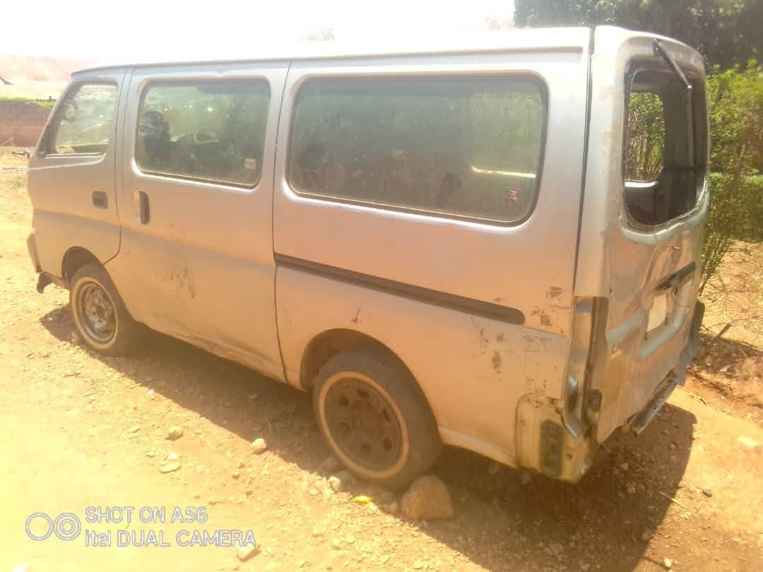 used nissan caravan