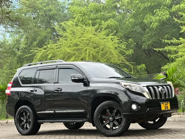 A picture of Toyota Prado