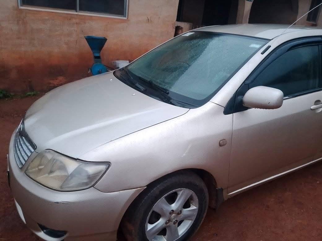 A picture of Toyota Corolla 02