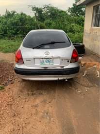 A picture of Toyota carola 1998 model