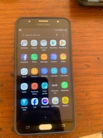 A picture of Samsung J7 prime Uk version
