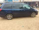 A picture of Toyota sienna 2007 model