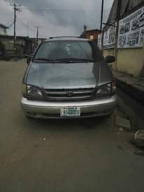 A picture of 2000 Toyota Sienna
