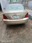 A picture of 2004 Toyota Avalon