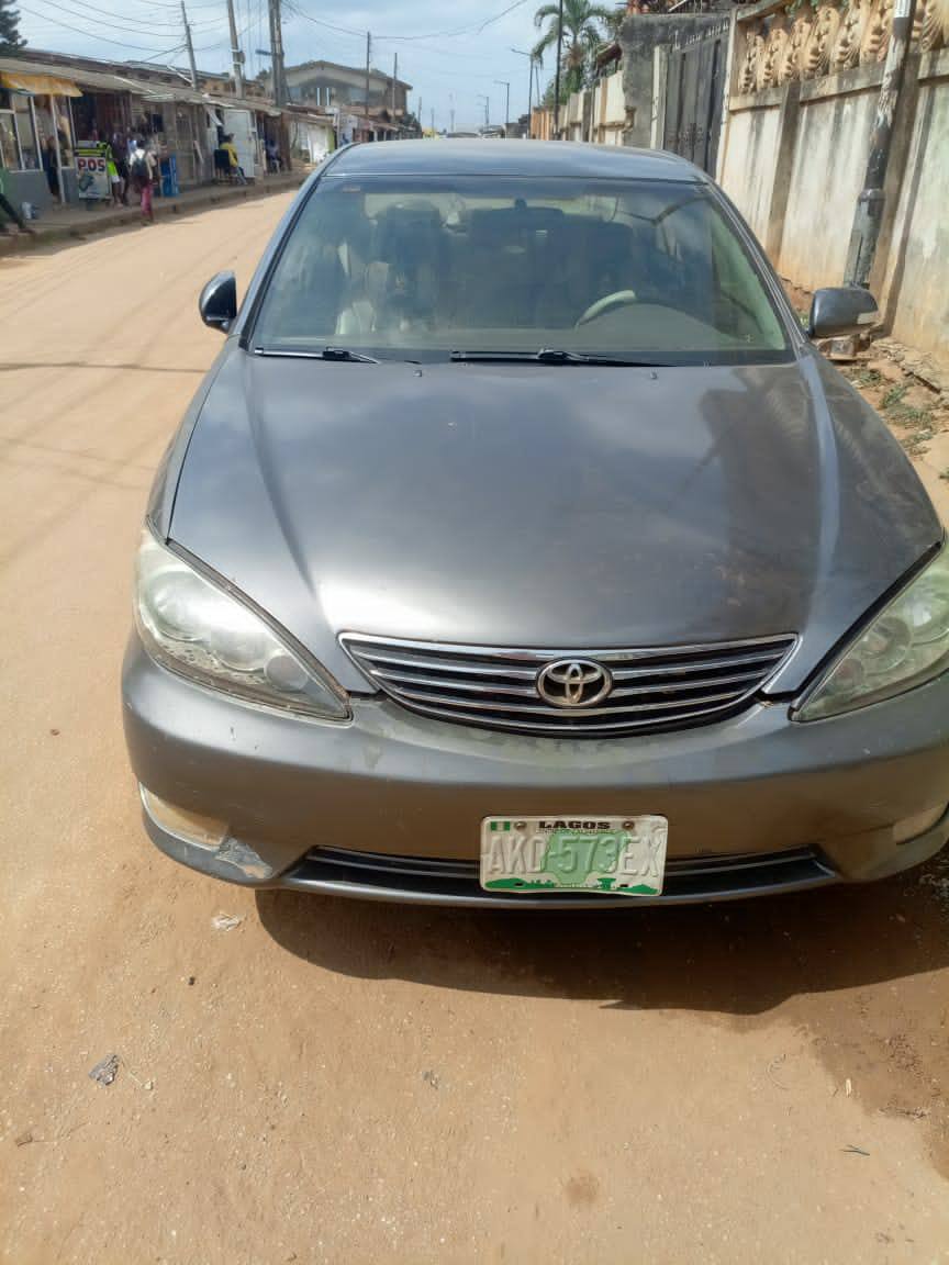 A picture of Super Clean Toyota Camry 2005.
