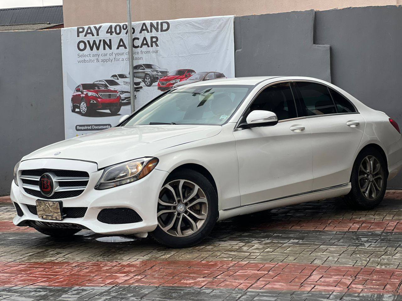 A picture of Mercedes Benz C300 2015