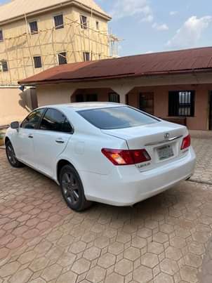 A picture of LEXUS ES 350 NEATLY NIGERIA USED NOTHING TO FIX BUY