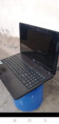 A picture of OFFER YAKO LAPTOP