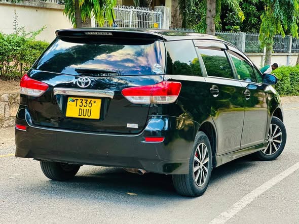 A picture of TOYOTA WISH NEW DUU INAUNZWA ML11 800 000 ENGINE SAFI