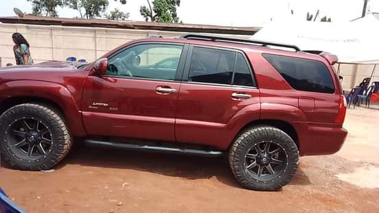 A picture of Toyota 4Runner
