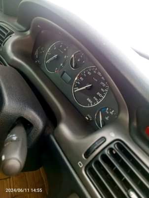 A picture of Peugeot 406 2002