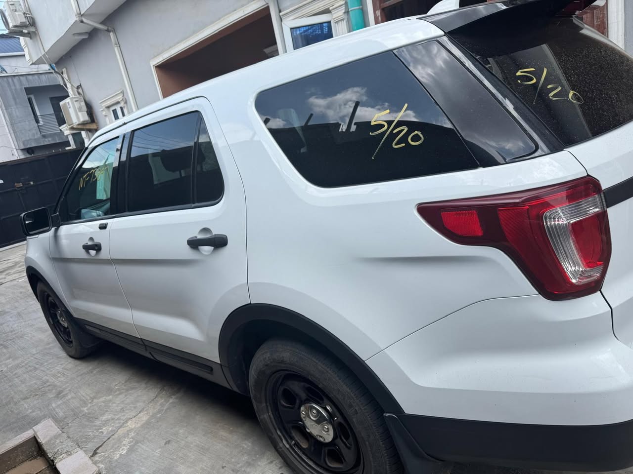 A picture of 2016 Ford explore