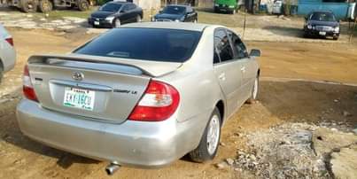 A picture of 2004 Toyota 2 4