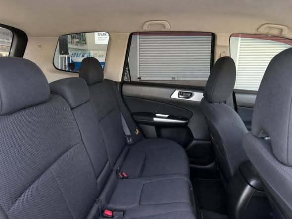 A picture of SUBARU FORESTER