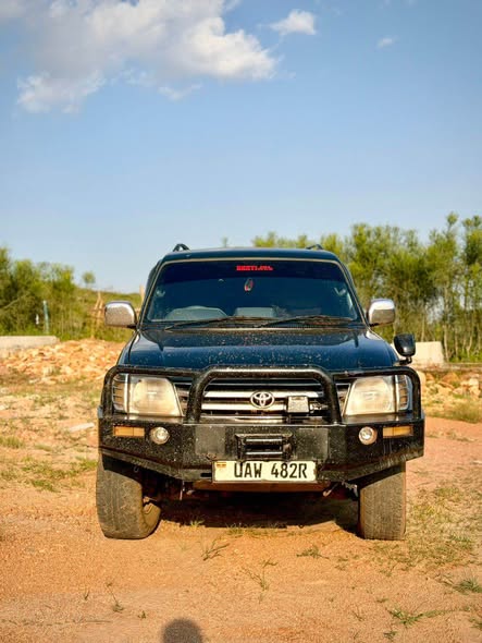 A picture of LAND CRUISER TX PRADO DIESEL 23m 0759317866